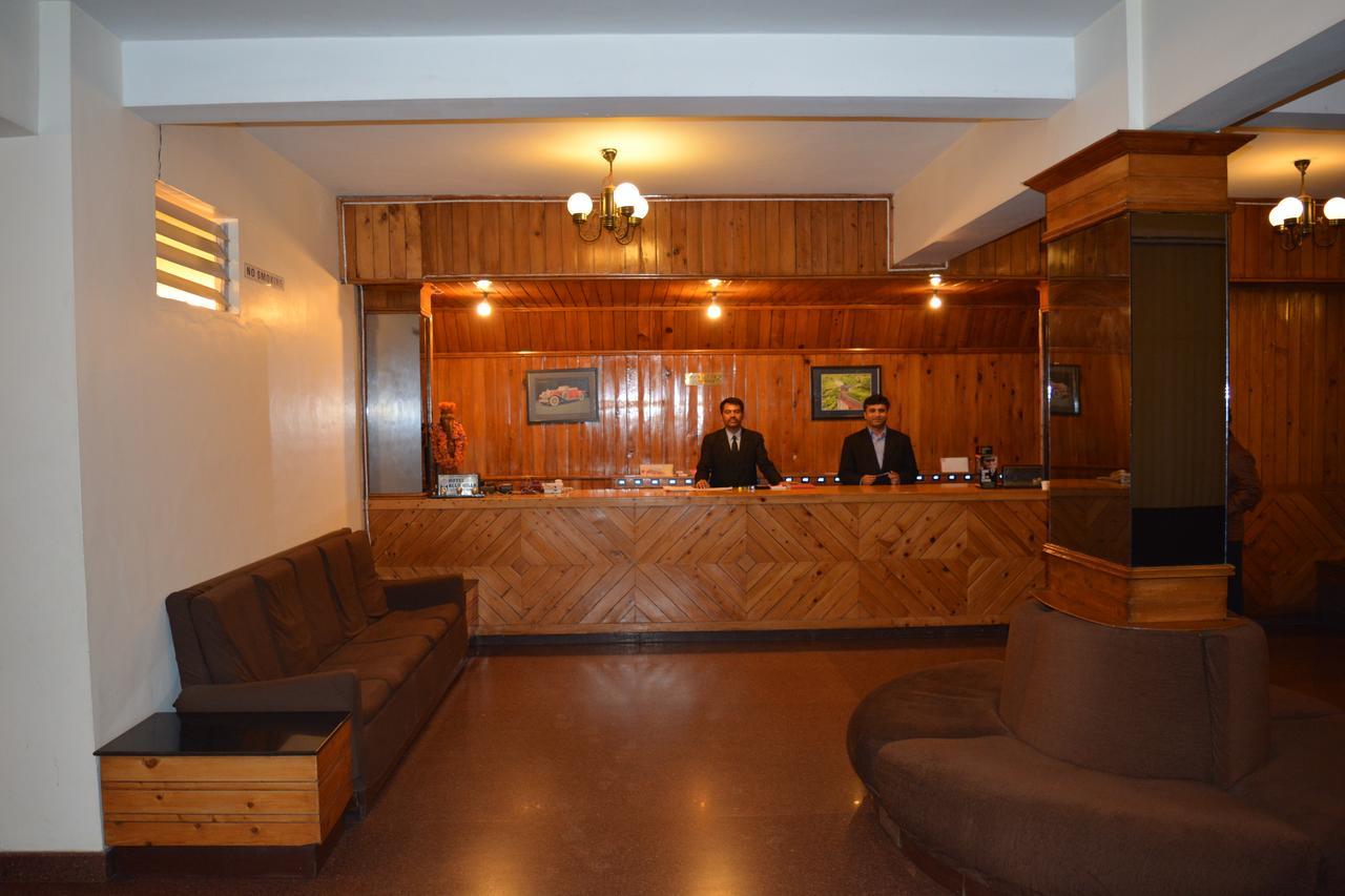Hotel Blue Hills International Utakamand Zewnętrze zdjęcie
